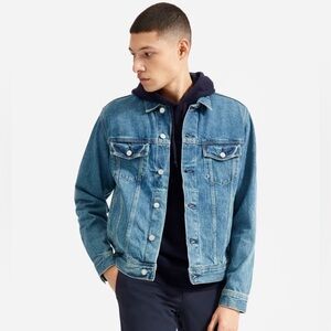 Everlane men’s The Denim Jacket Uniform size small
